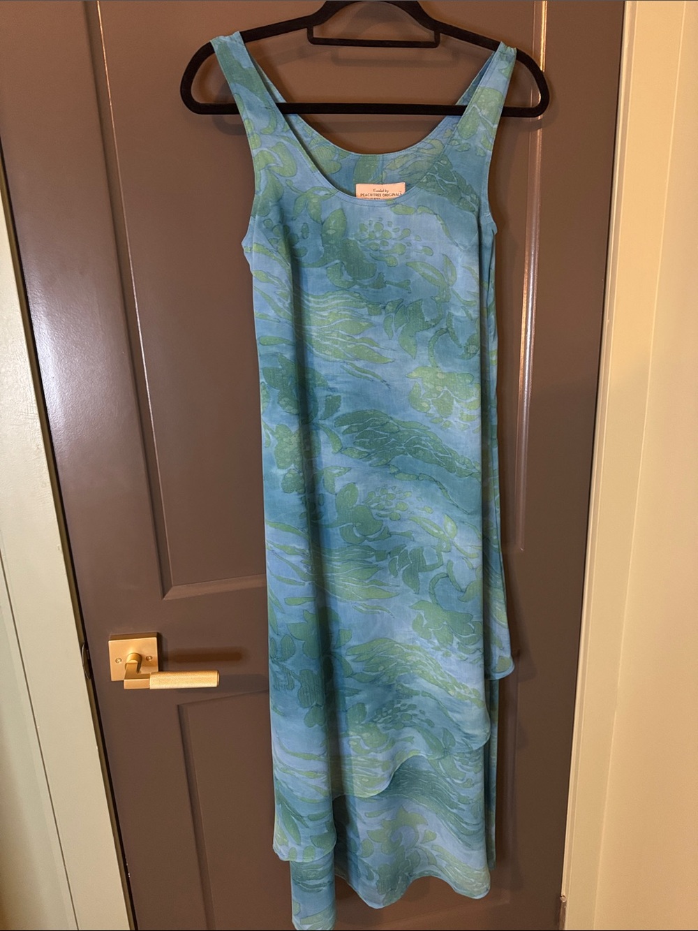 Sleeveless blue/green maxi dress, lightweight and flowy, size XS, like new